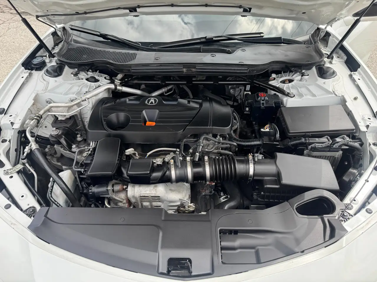 Acura TLX снимка Acura TLX