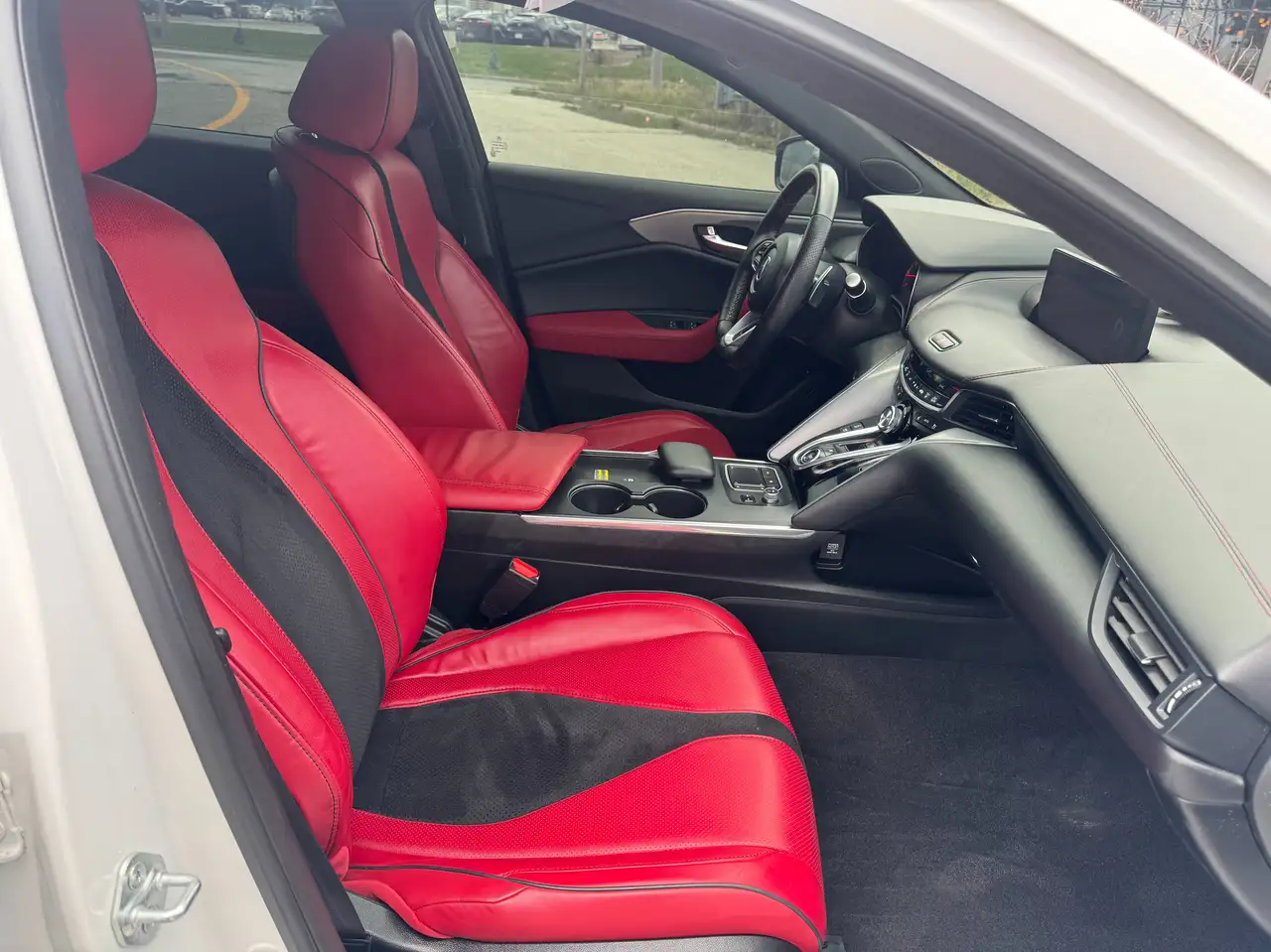 Acura TLX снимка Acura TLX
