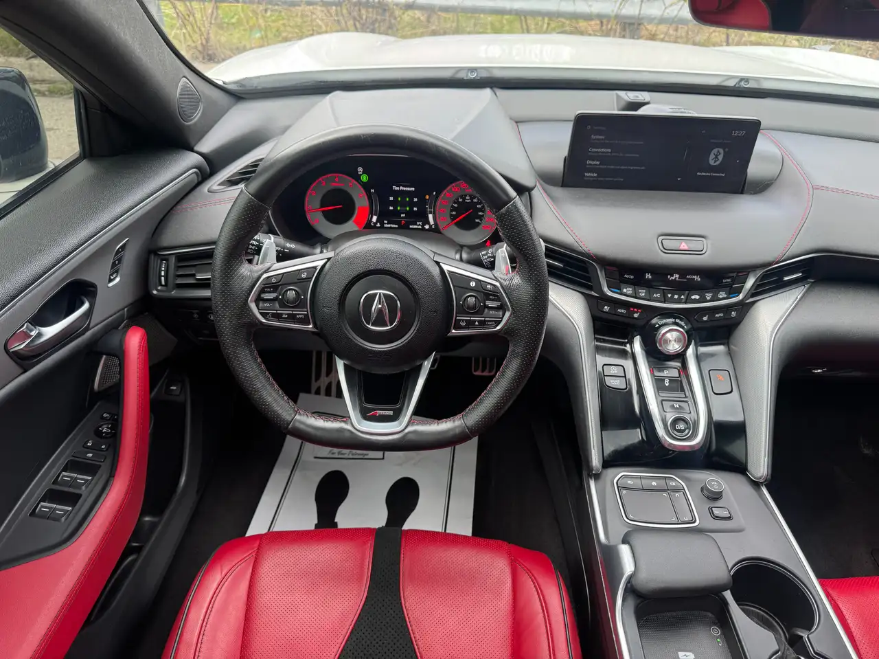 Acura TLX снимка Acura TLX