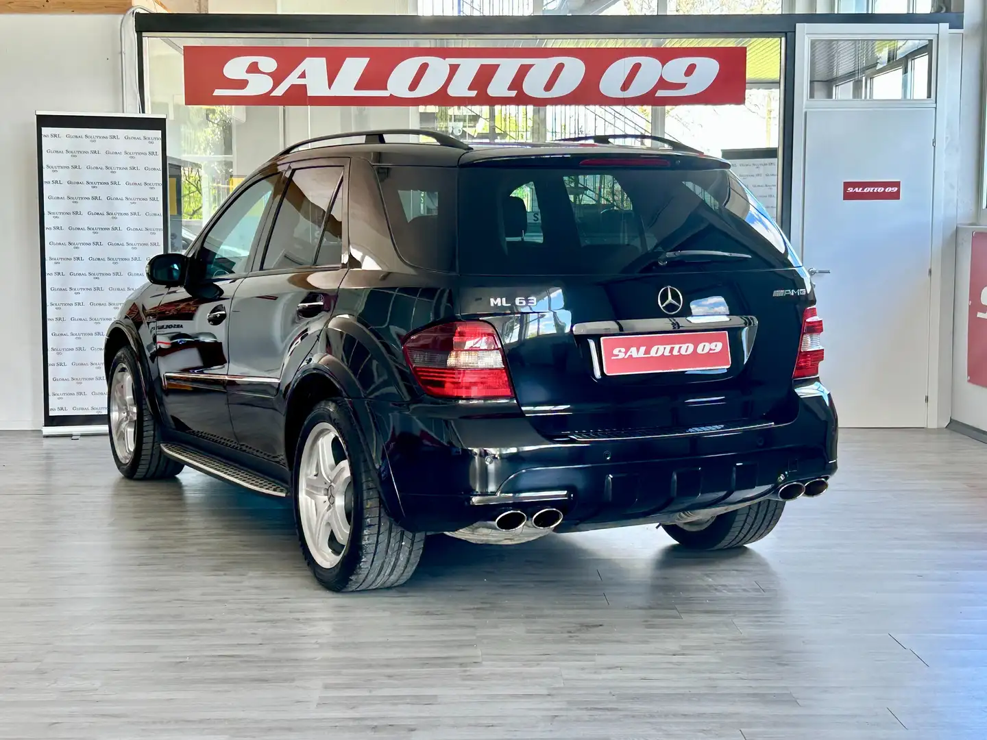 Mercedes-Benz ML 63 AMG *1 OWNER* *ONLY 65.000KM* *SERVICE* *GARANZIA* Чорний - 2