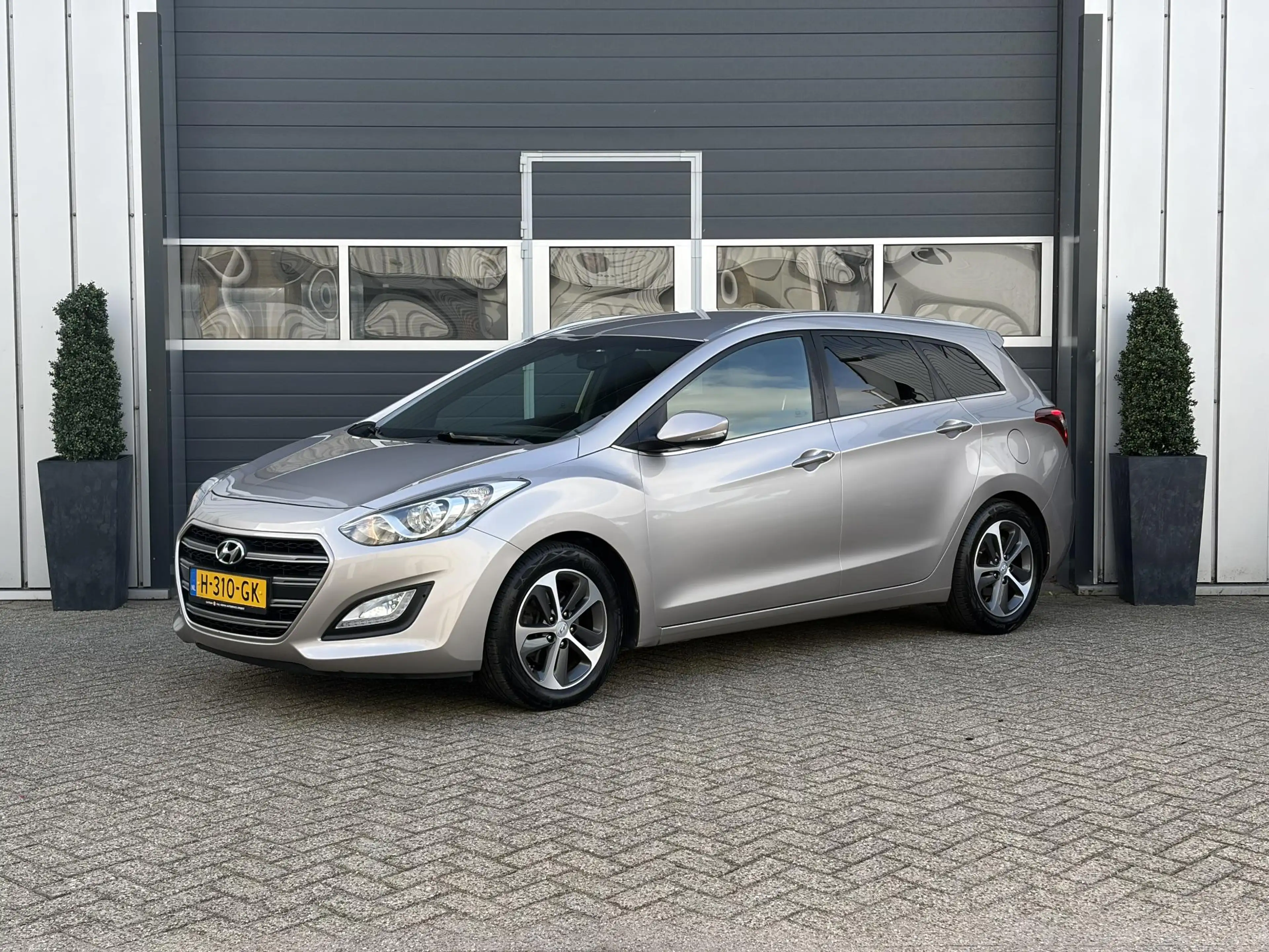Hyundai i30 Wagon 1.6 GDi Comfort | Parkeer sensoren | Stoel v — photo 2