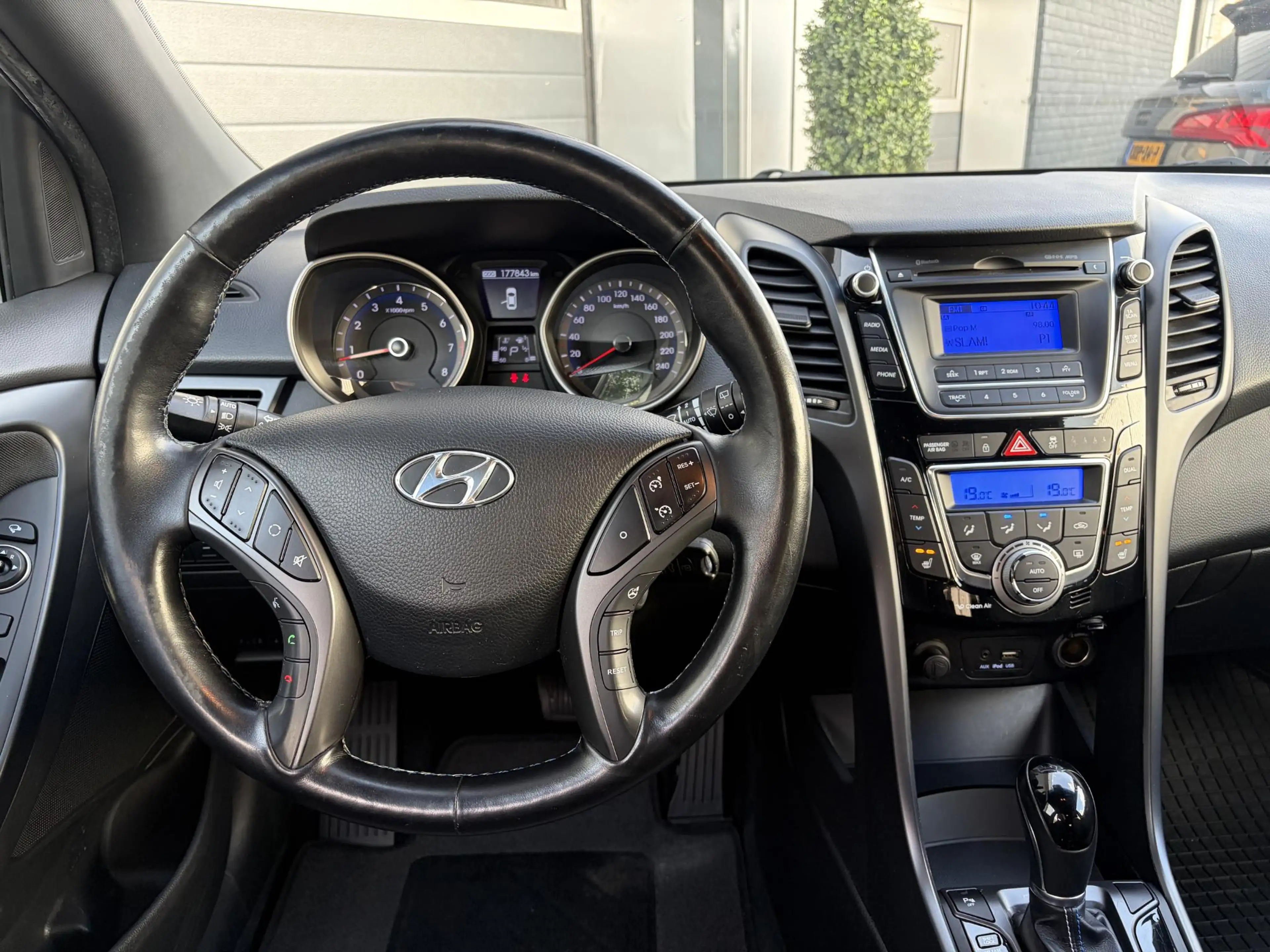 Hyundai i30 Wagon 1.6 GDi Comfort | Parkeer sensoren | Stoel v — photo 12