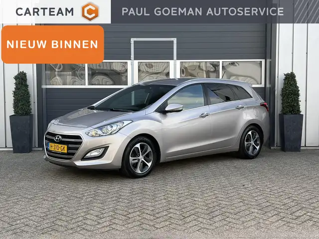 Hyundai i30 Wagon 1.6 GDi Comfort | Parkeer sensoren | Stoel v