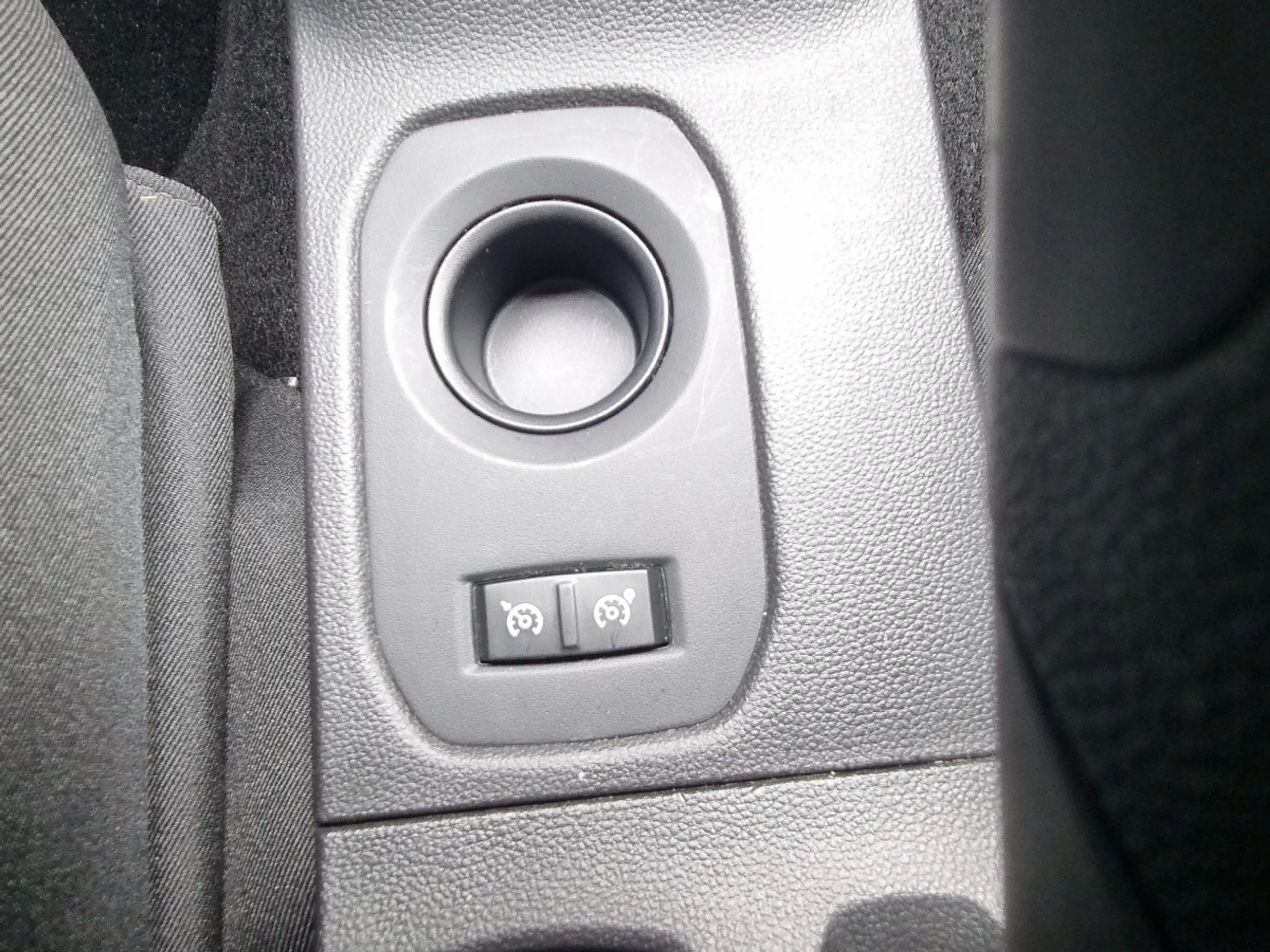Dacia Duster Prestige TCe 130 — photo 14