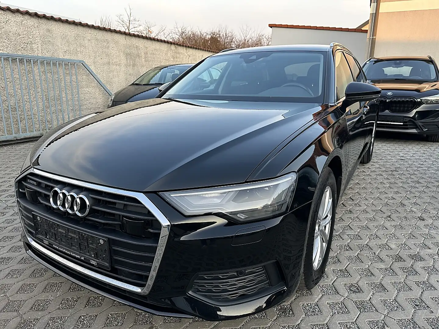 Audi A6 Avant 40 TDI quattro S-tronic Schwarz - 1