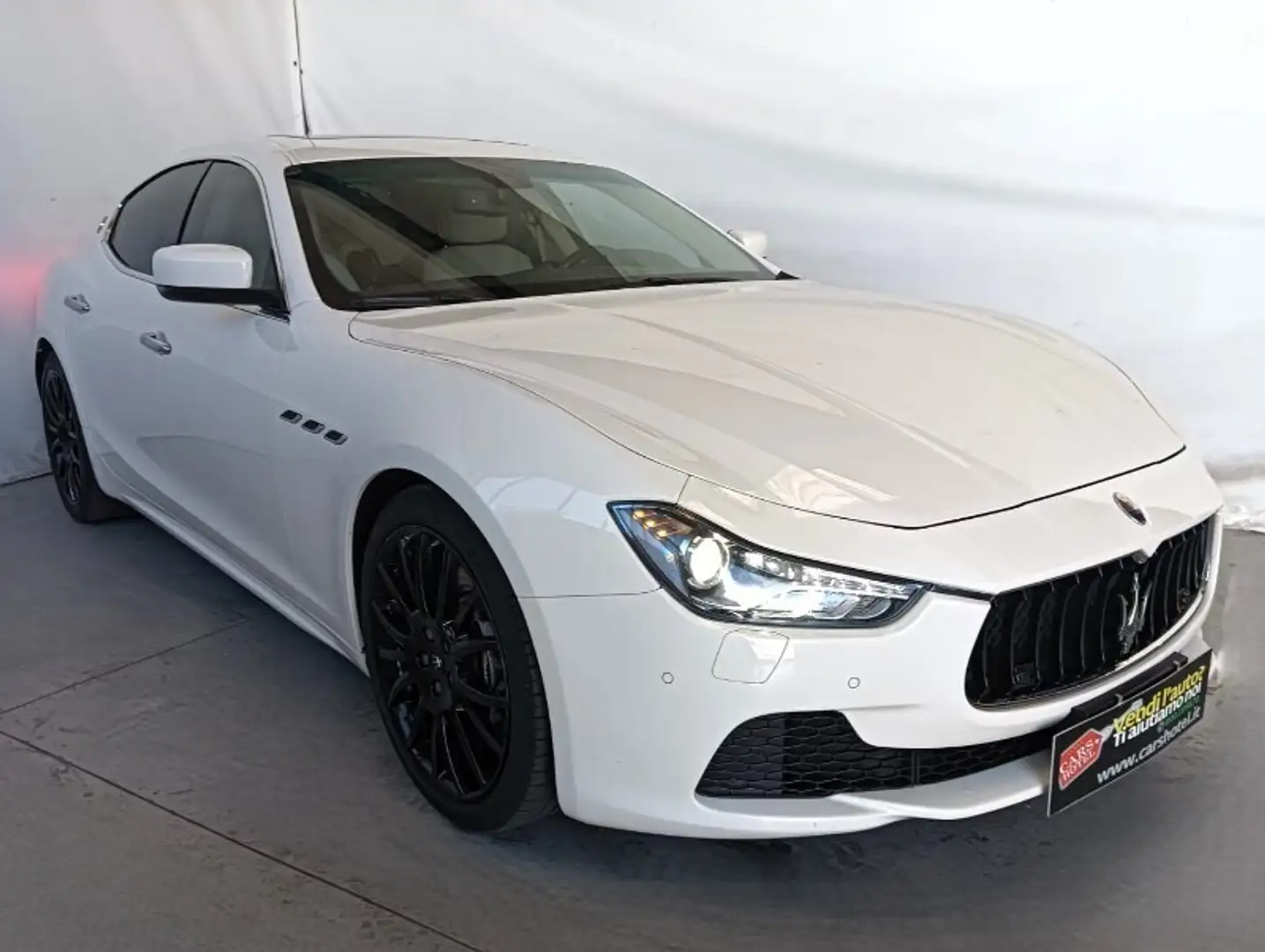 Maserati Ghibli V6 Diesel Bianco - 2