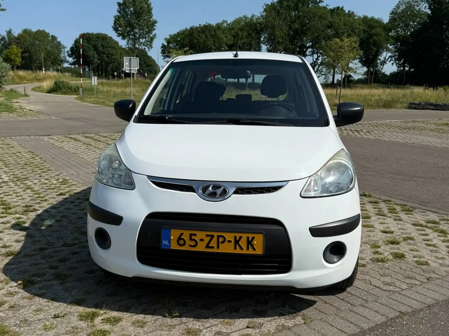 Hyundai i10 i10 1.1 Active Cool Білий - 2