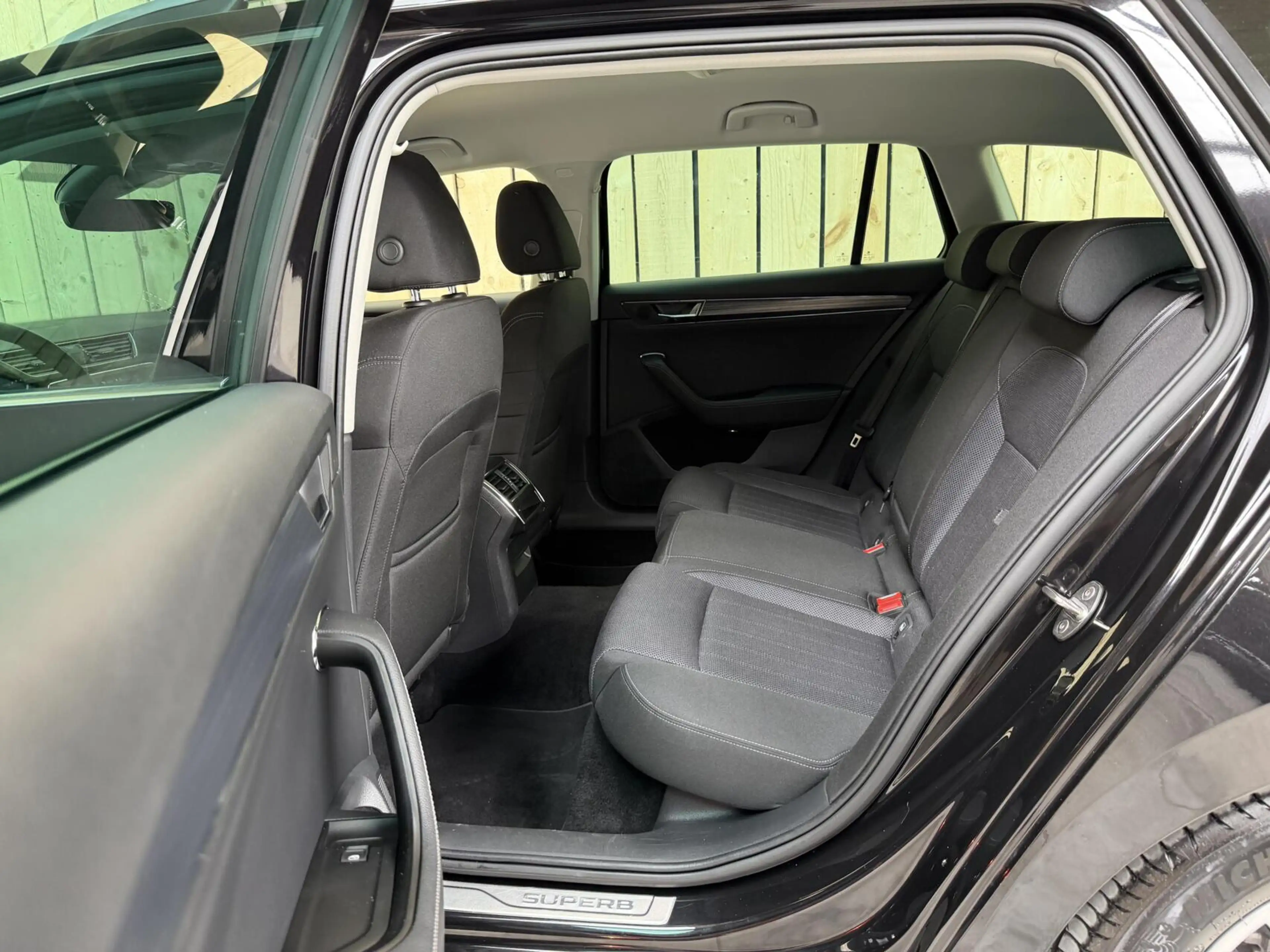 Skoda Superb Combi 1.4 TSI iV Business Edition Plus Trekhaak ui — photo 14