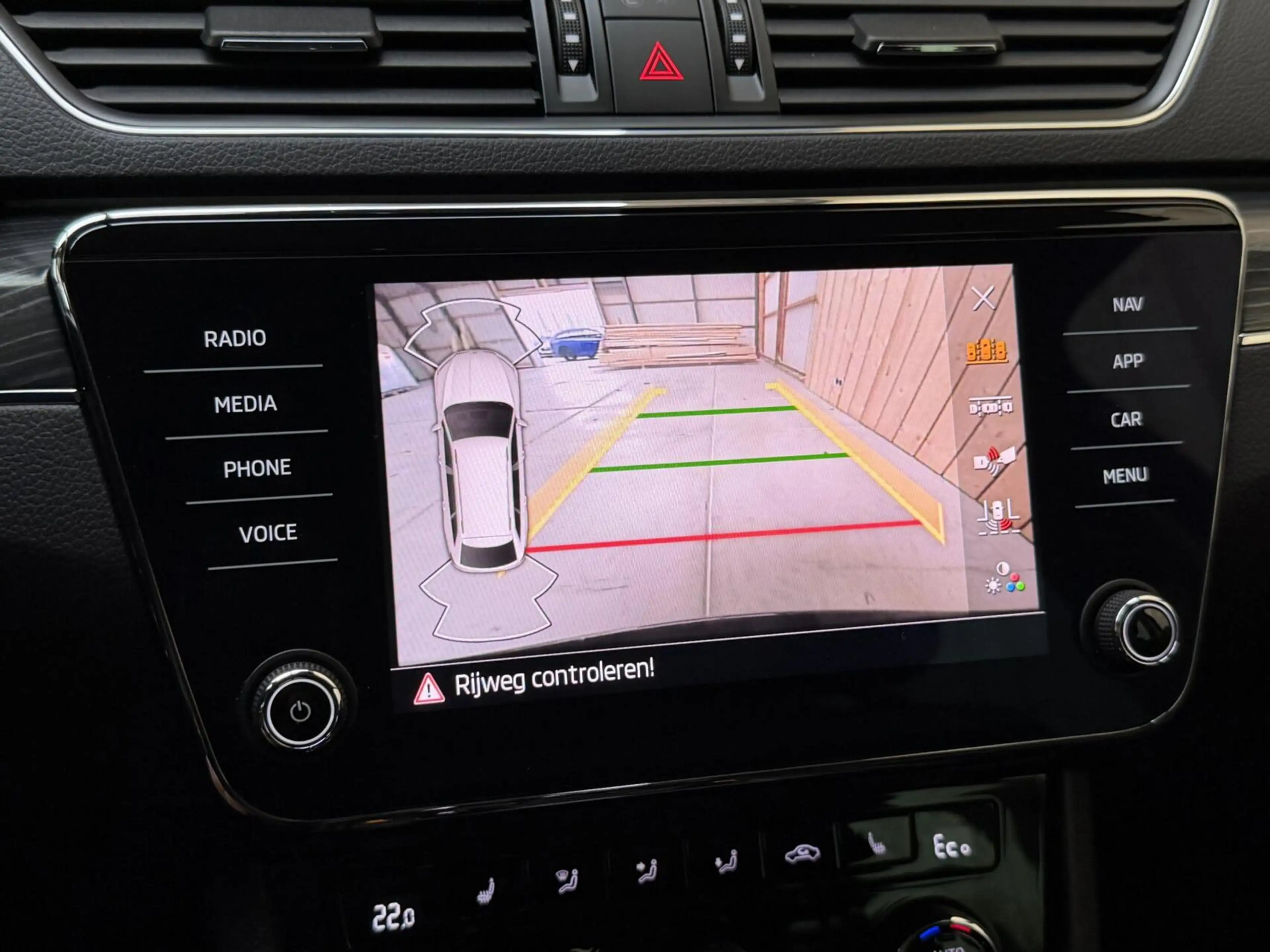Skoda Superb Combi 1.4 TSI iV Business Edition Plus Trekhaak ui — photo 35