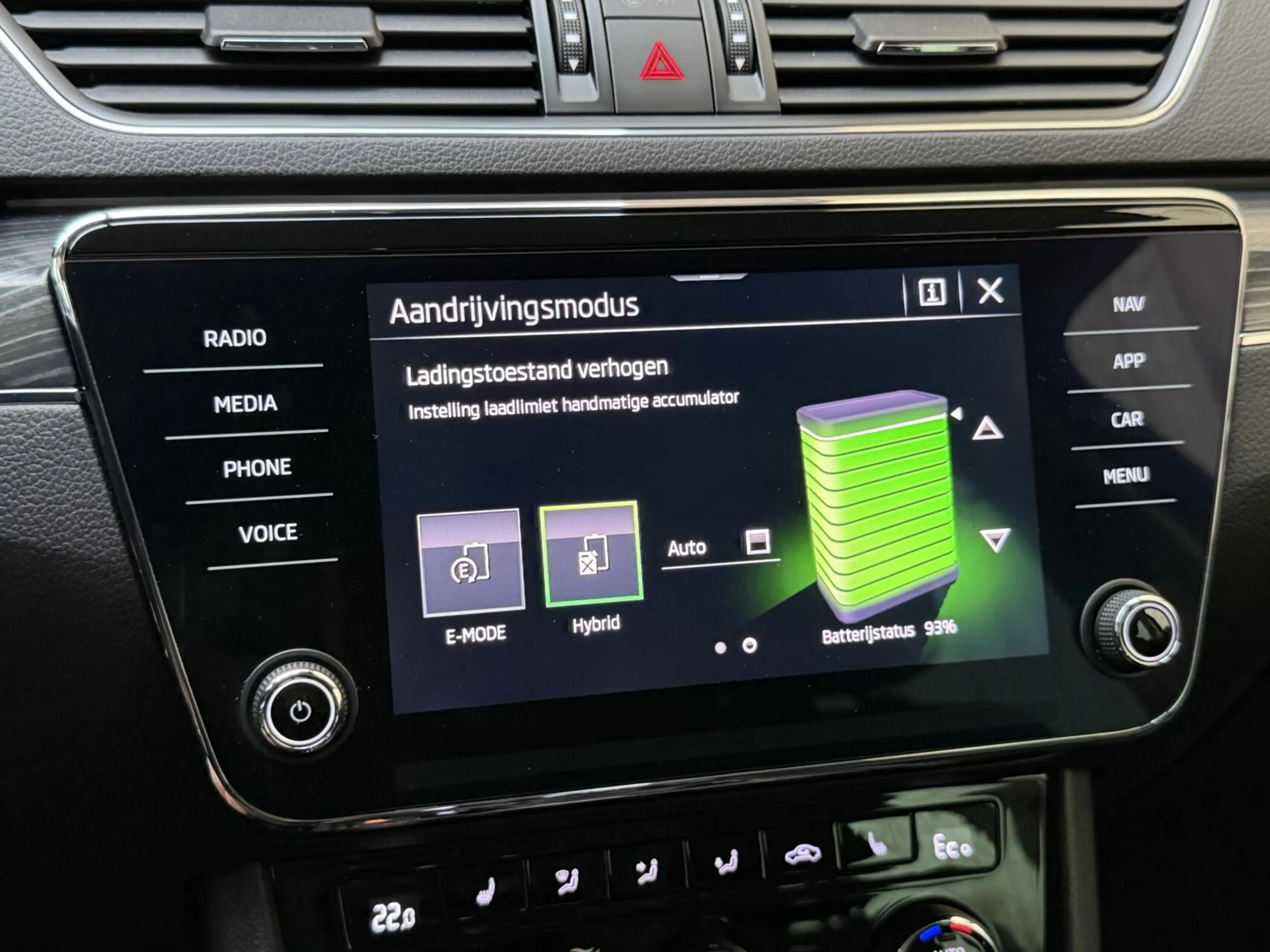 Skoda Superb Combi 1.4 TSI iV Business Edition Plus Trekhaak ui — photo 31