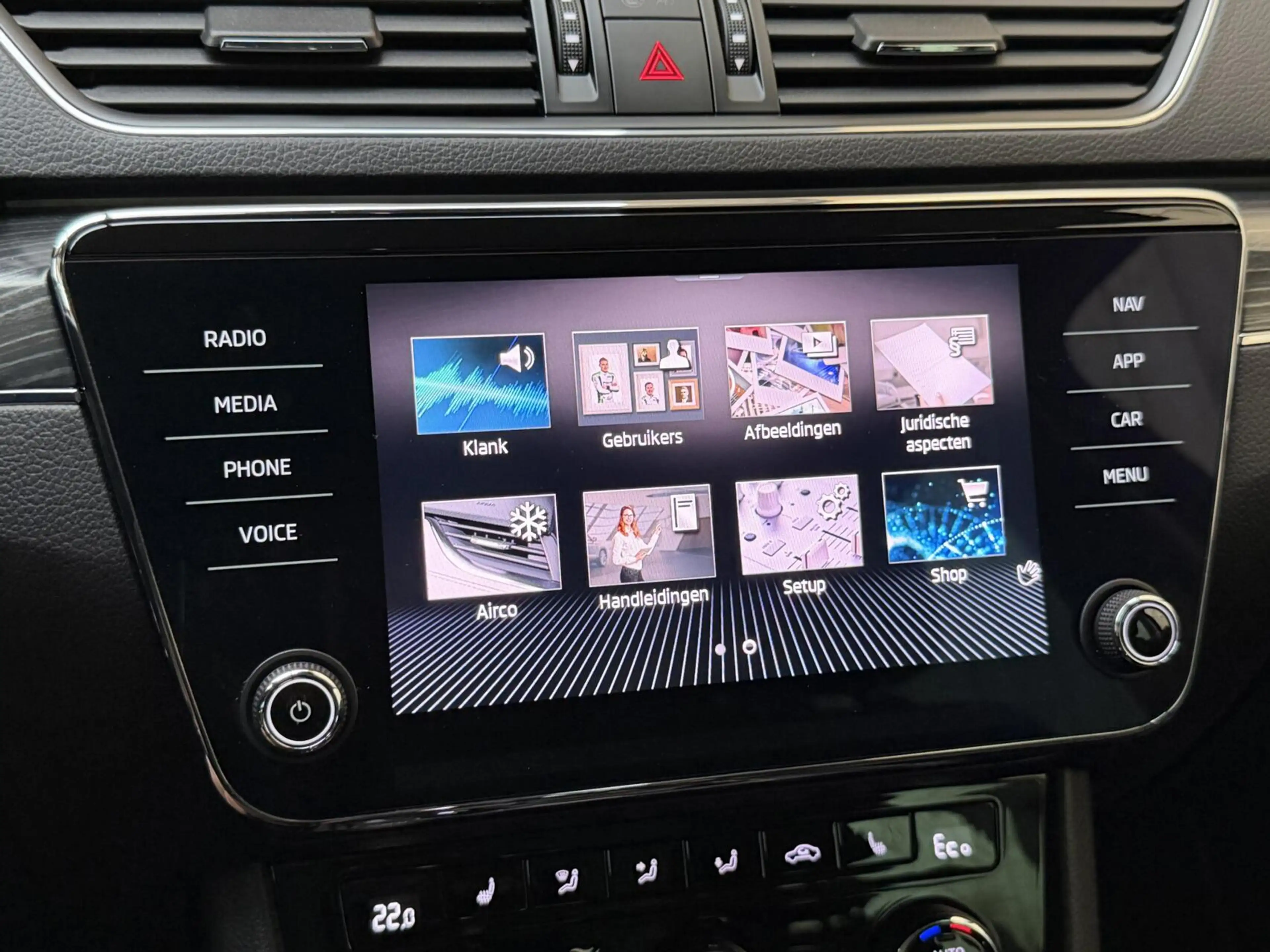 Skoda Superb Combi 1.4 TSI iV Business Edition Plus Trekhaak ui — photo 33