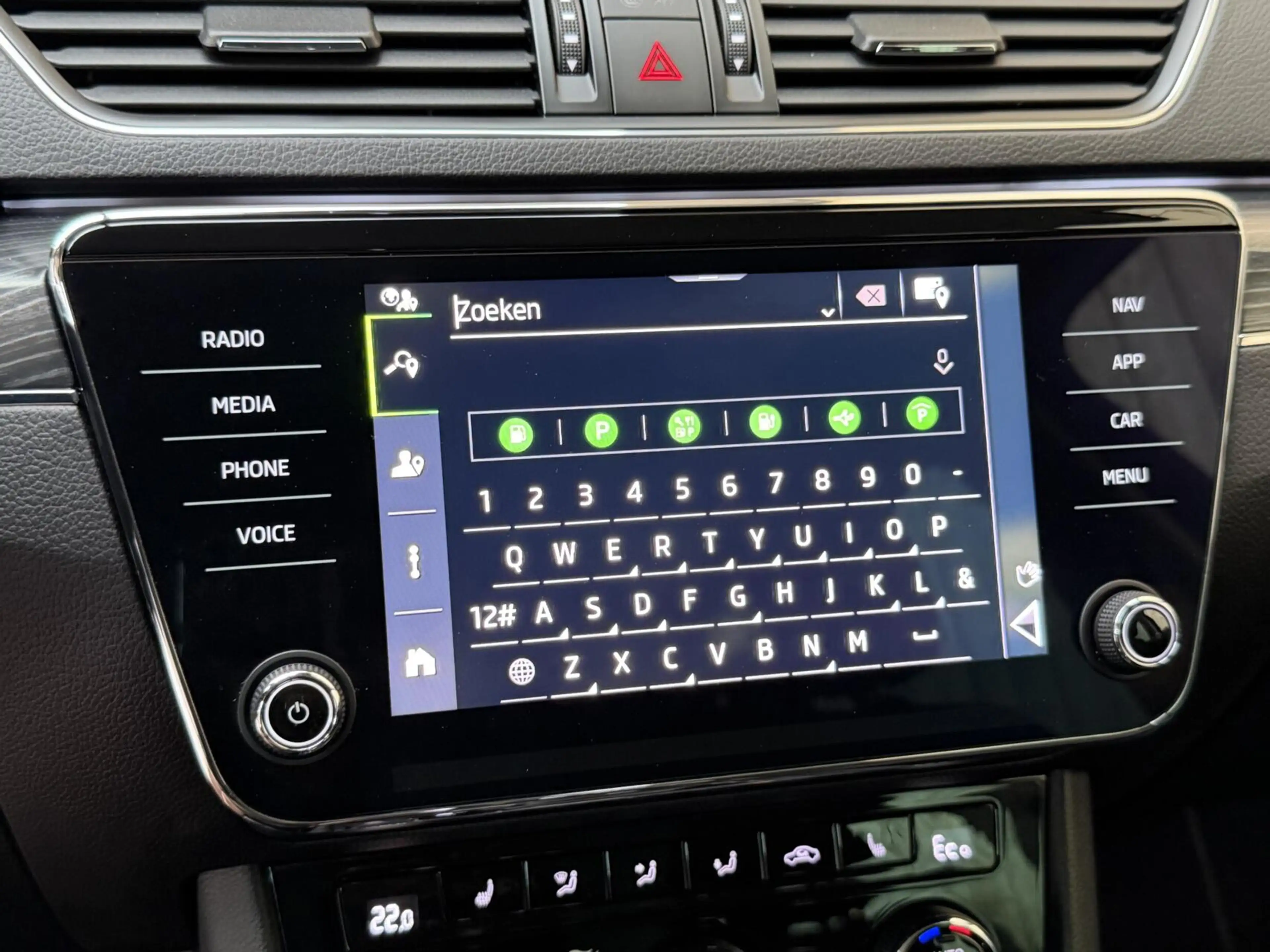 Skoda Superb Combi 1.4 TSI iV Business Edition Plus Trekhaak ui — photo 17