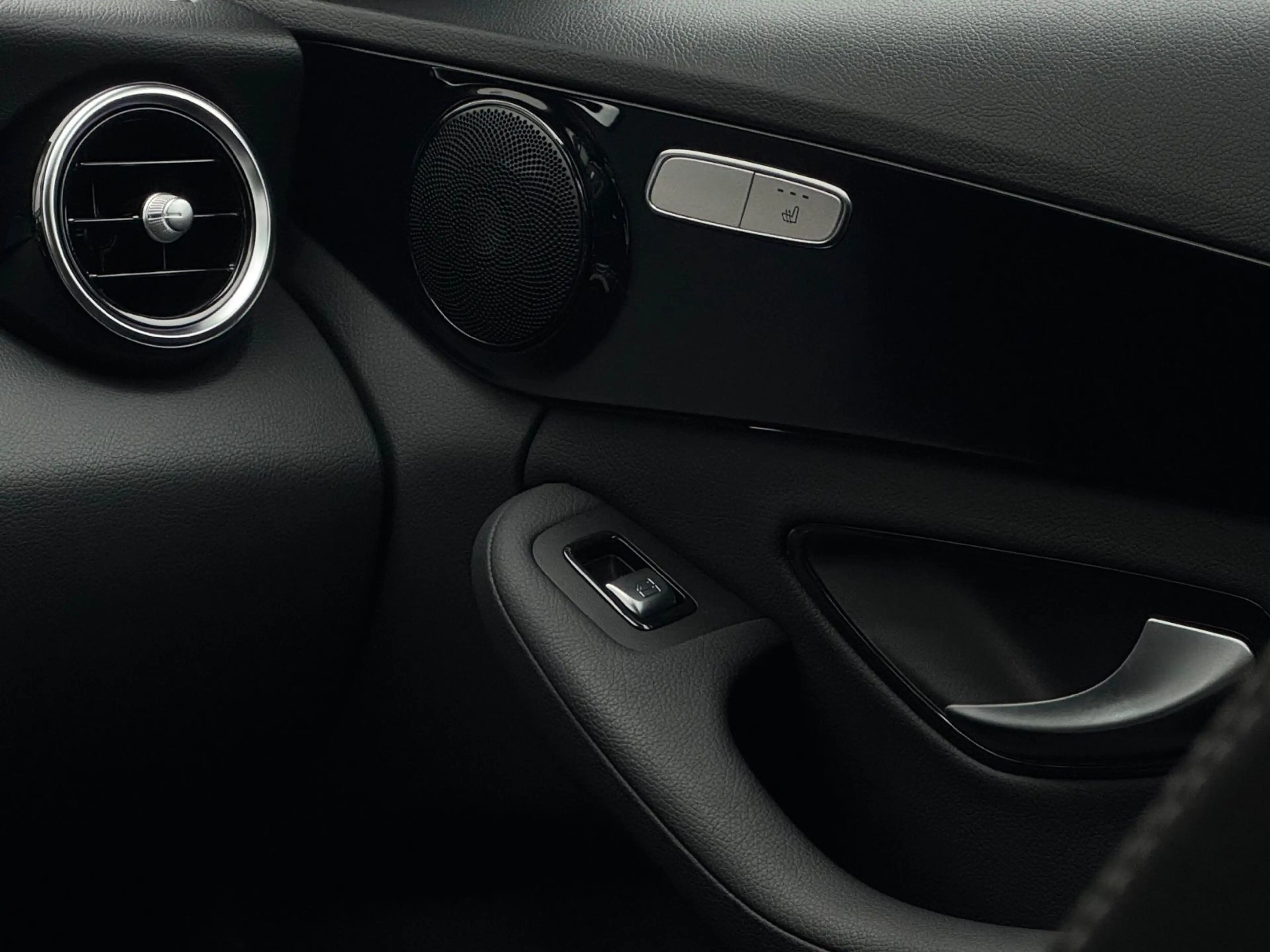 Mercedes-Benz C 220 d*Kombi*GARANTIE*LED*CarPlay* — photo 13