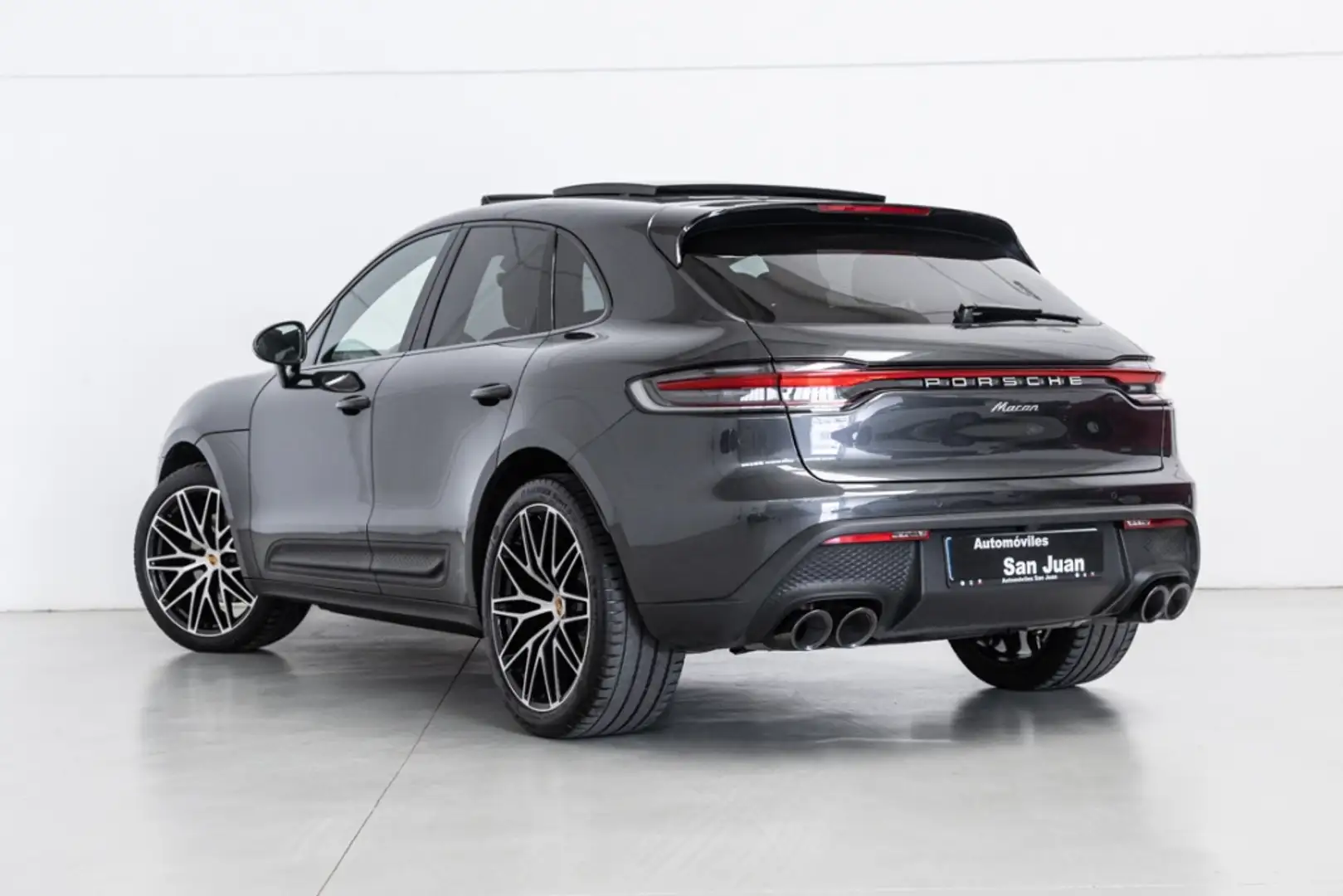 Porsche Macan Aut. Gris - 2