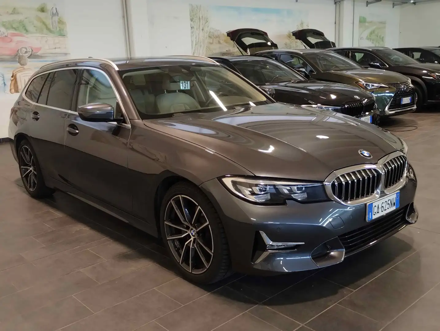 BMW 320 xDrive Touring Luxury - VIRTUAL  TELECAM  GAR.24 M Gris - 2