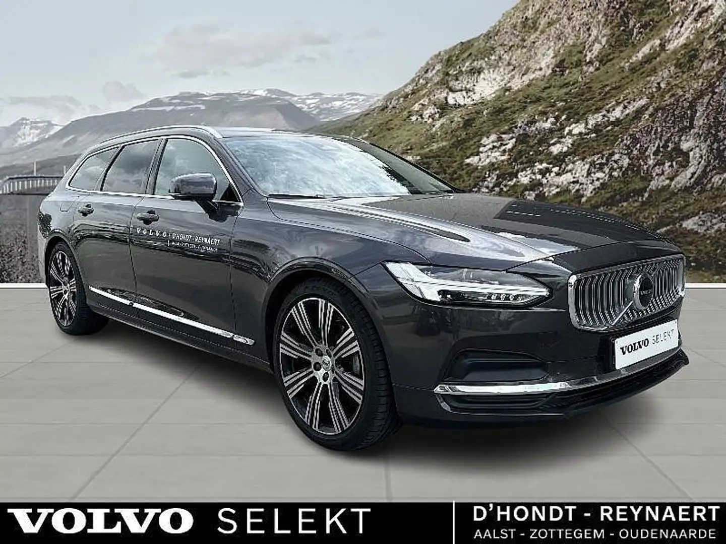 Volvo V90 B4 mild hybrid Plus Bright Szürke - 2
