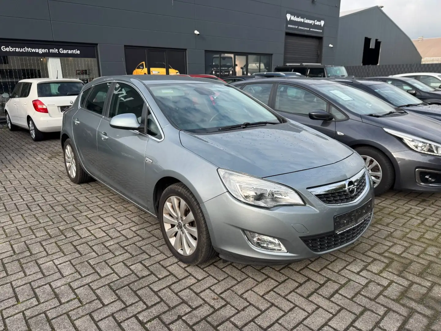 Opel Astra J Lim. 5-trg. Innovation Argent - 2