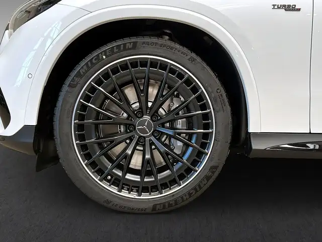 Mercedes-Benz GLC Class view 7