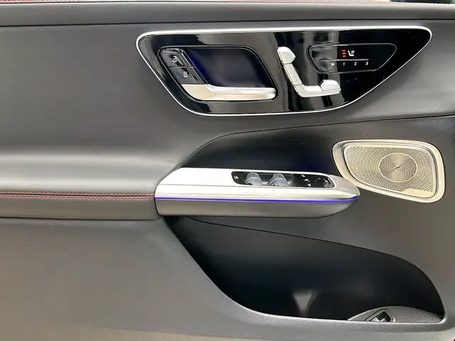 Mercedes-Benz GLC Class view 13