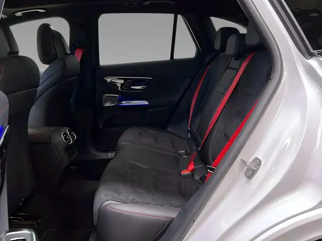 Mercedes-Benz GLC Class view 9
