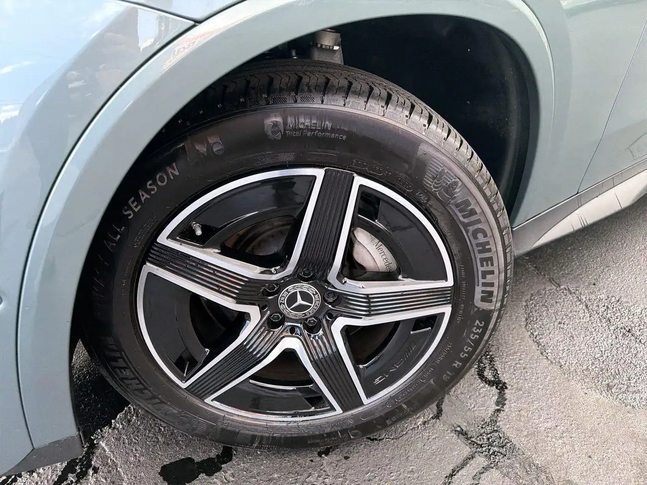 Mercedes-Benz GLC снимка Mercedes-Benz GLC