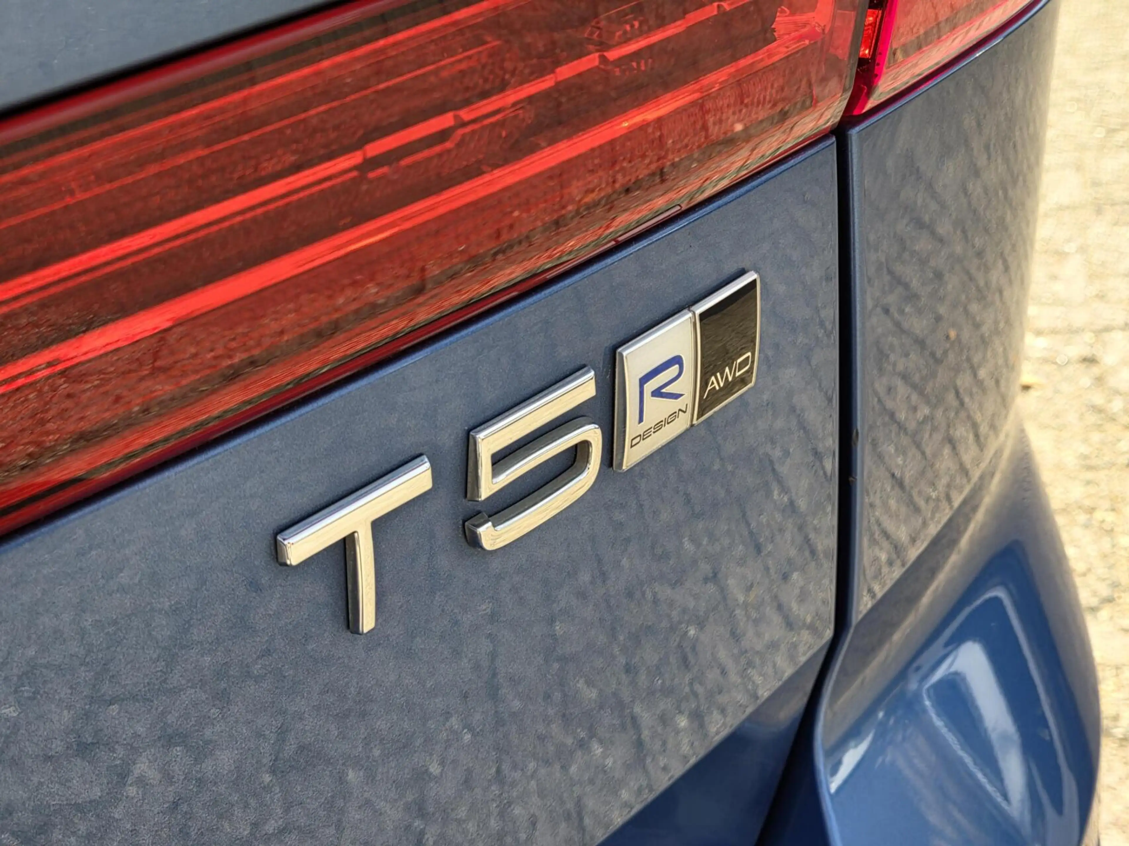 Volvo XC60 2.0 T5 AWD R-Design | Panorama/Trekhaak/Luchtverin — photo 25