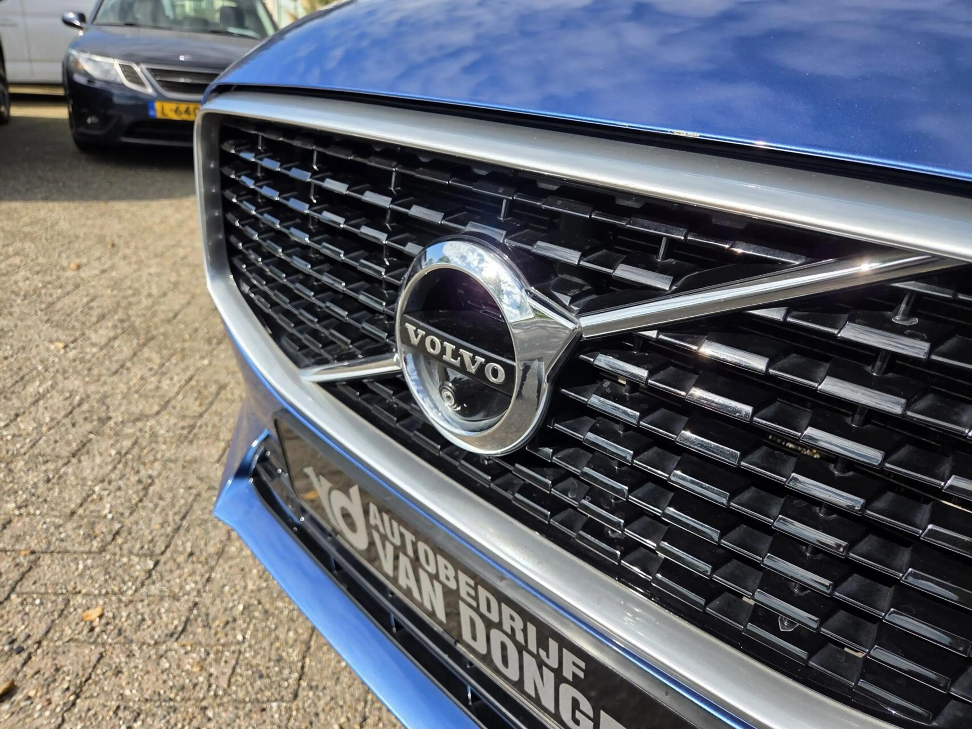 Volvo XC60 2.0 T5 AWD R-Design | Panorama/Trekhaak/Luchtverin — photo 20