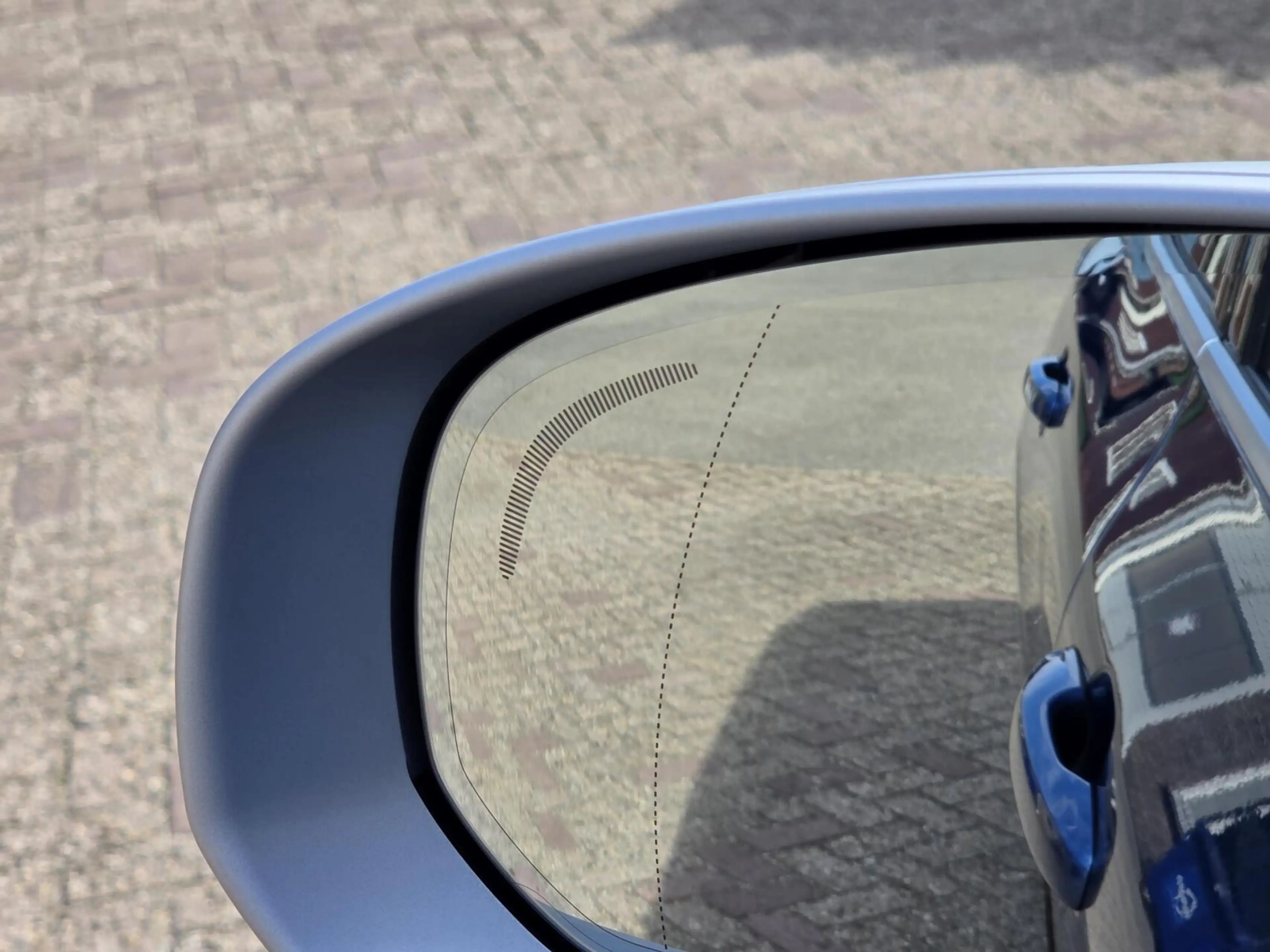 Volvo XC60 2.0 T5 AWD R-Design | Panorama/Trekhaak/Luchtverin — photo 36
