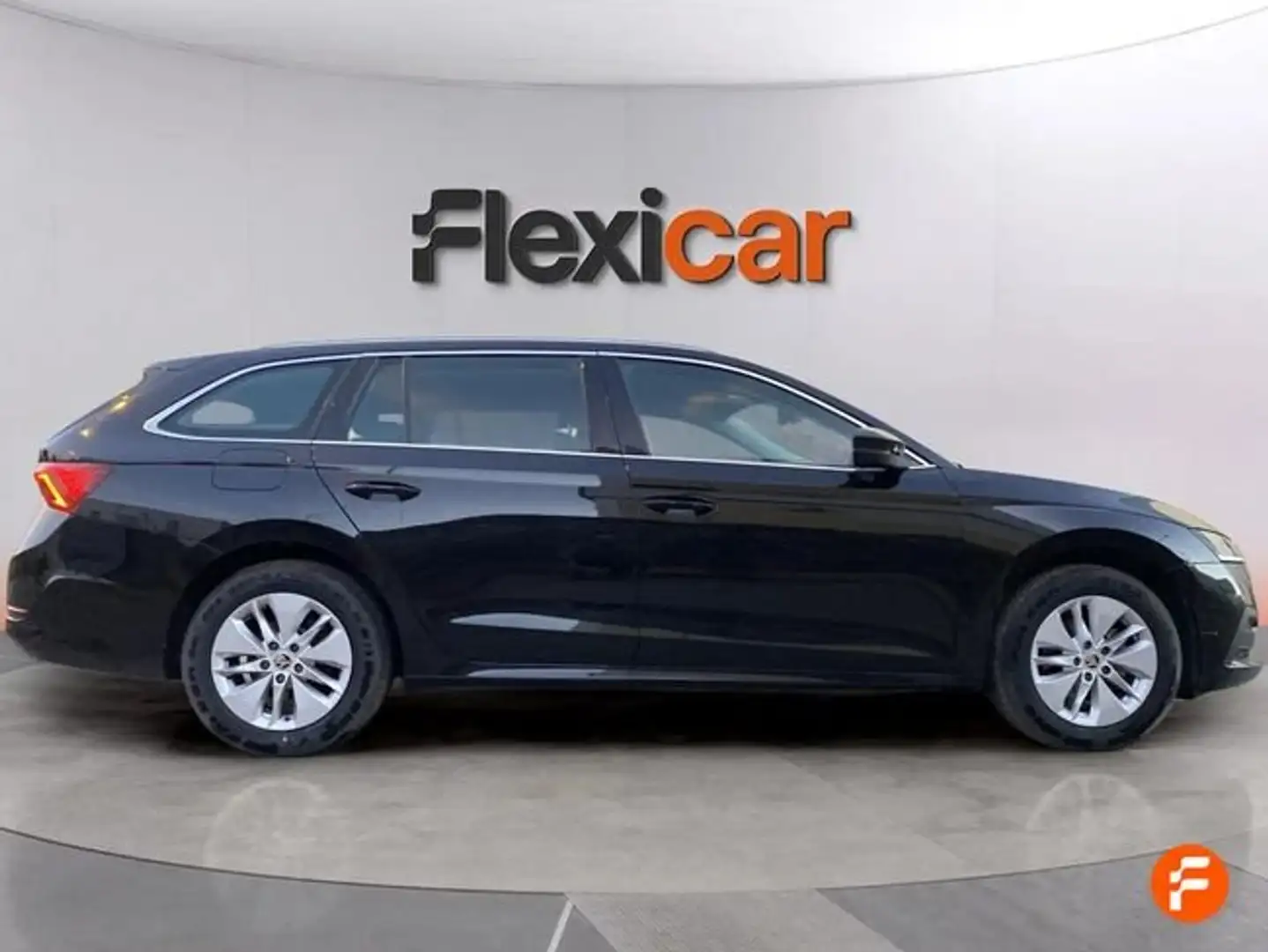 Skoda Octavia Combi 1.5 TSI 110kW DSG m-HEV Ambit Plus Negro - 2