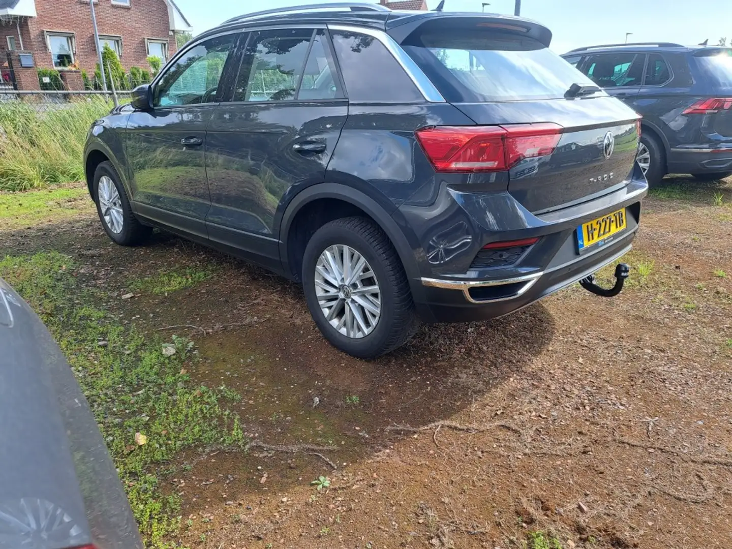Volkswagen T-Roc 1.5 TSI 150 Pk Style Business Dsg Automaat Apple Grey - 2