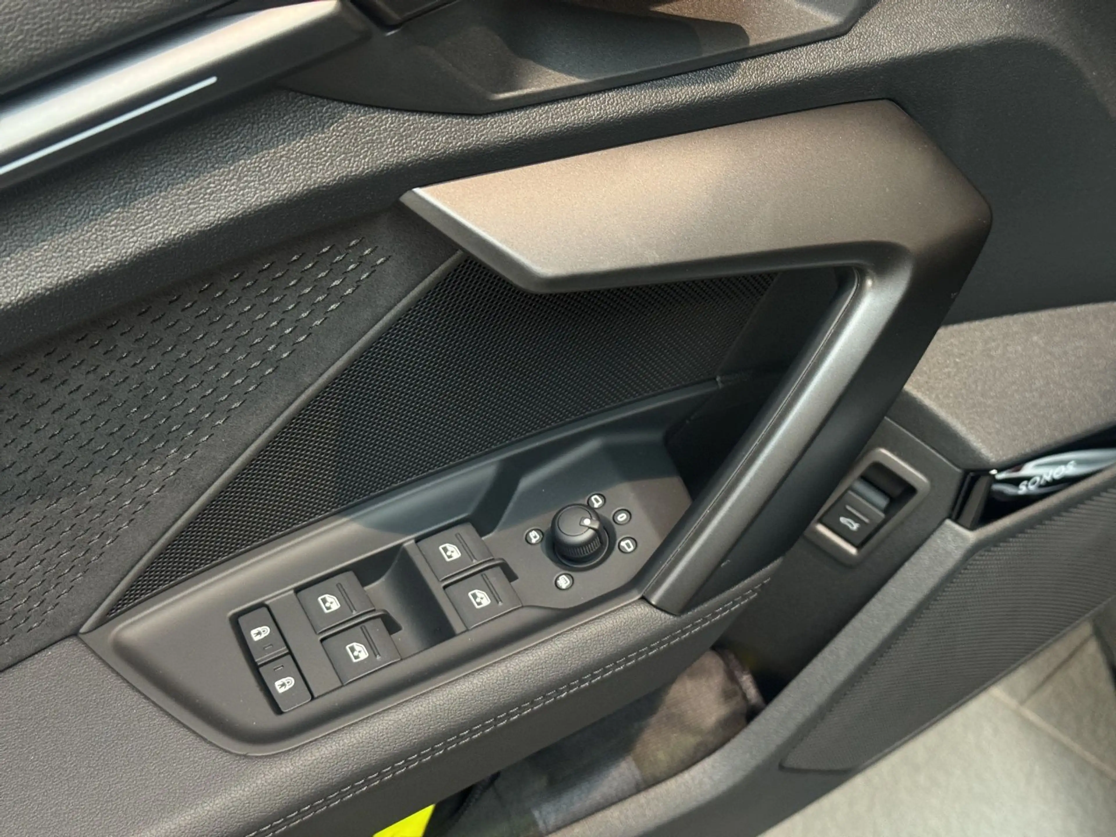 Audi RS3 RS3 Sportback TFSI Q PANO SPORT-AGA MATRIX OPS+ — photo 8