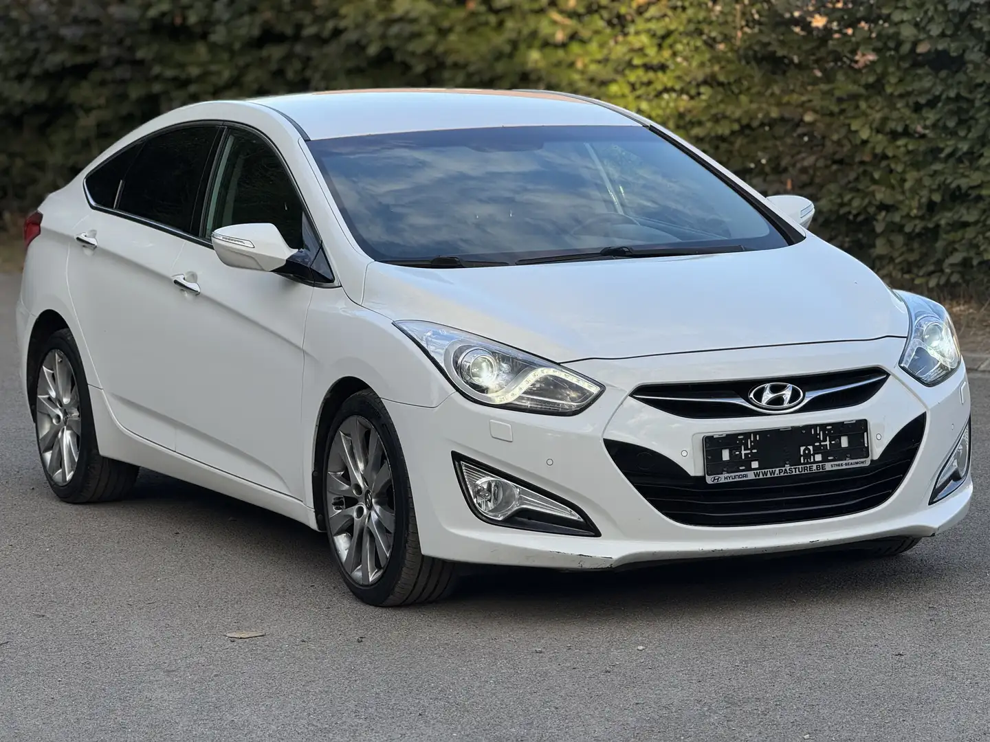 Hyundai i40 1.7 CRDi Executive Automatique INFINITY SOUND FULL Blanc - 1