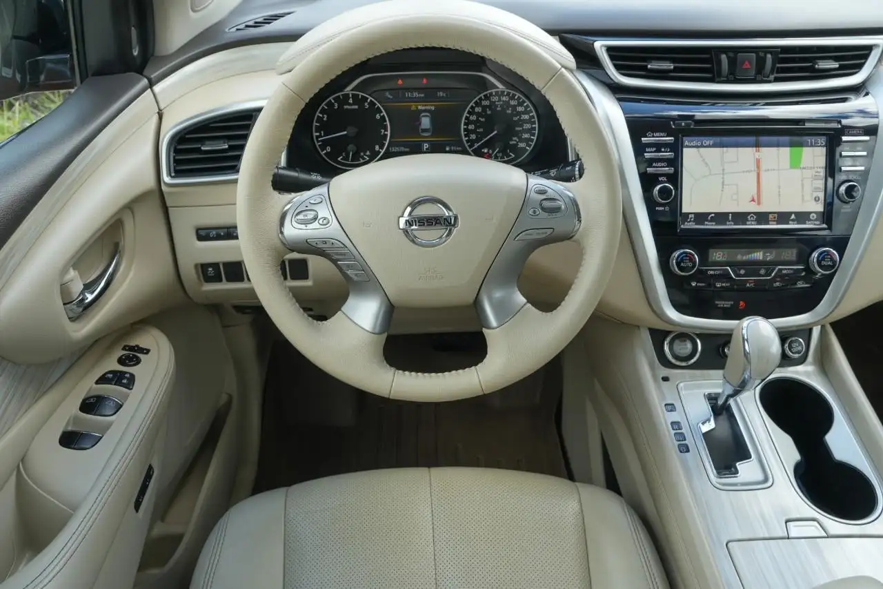 Nissan Murano снимка Nissan Murano