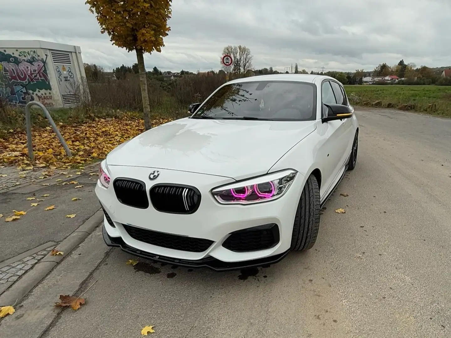 BMW 118 118i (140i umbau)(Sternenhimmel) Weiß - 1