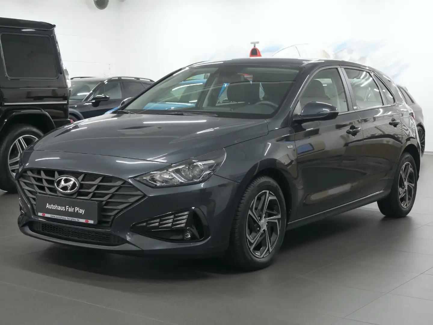 Hyundai i30 Select Mild-Hybrid Carplay/Kamera/UNFALLFREI Grau - 1