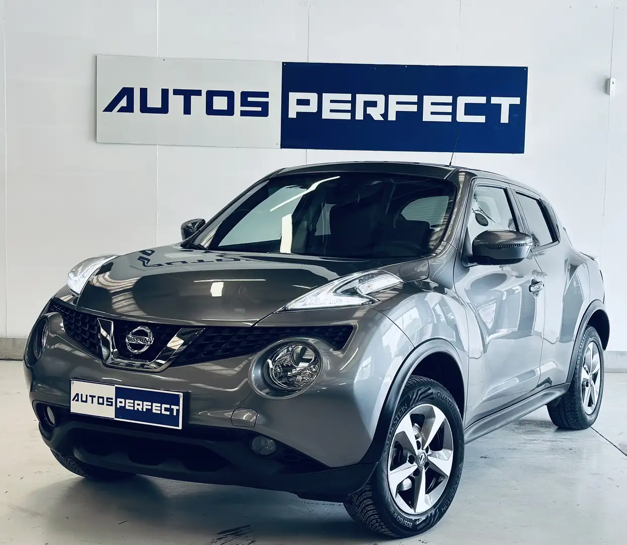 Nissan Juke 1.6i 2WD BLUETOOTH JA16 RADIO CLIM AUX LIM-REG Gri - 1
