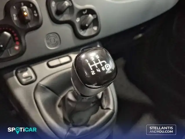 Fiat Panda view 16