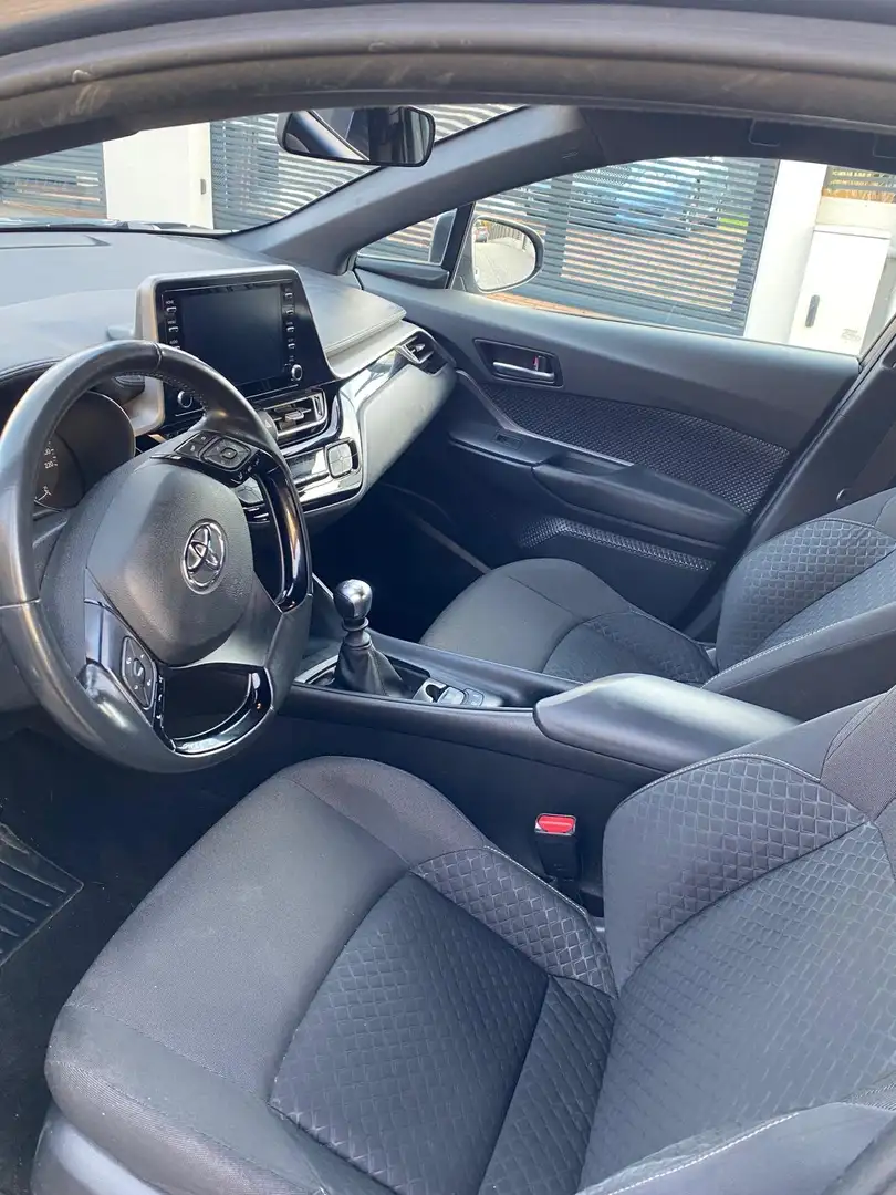 Toyota C-HR C-HR 1,2T C-ITY C-ITY Grau - 2