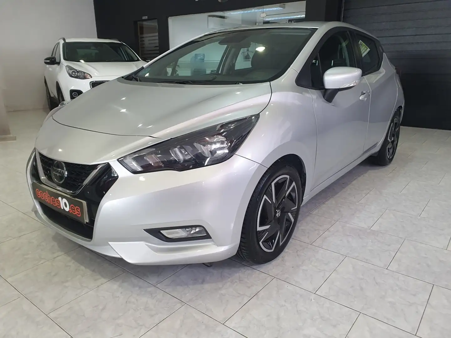 Nissan Micra IG-T Acenta Sprint CVT 92 Plateado - 2