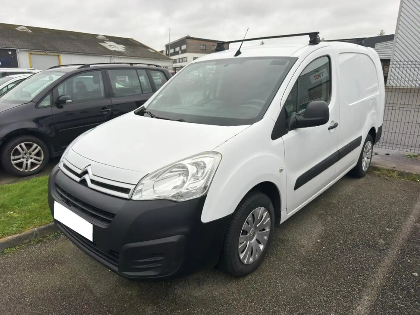 Citroen Berlingo (2) 1.6 BlueHDi 100 FAP Taille XL Business Blanc - 1