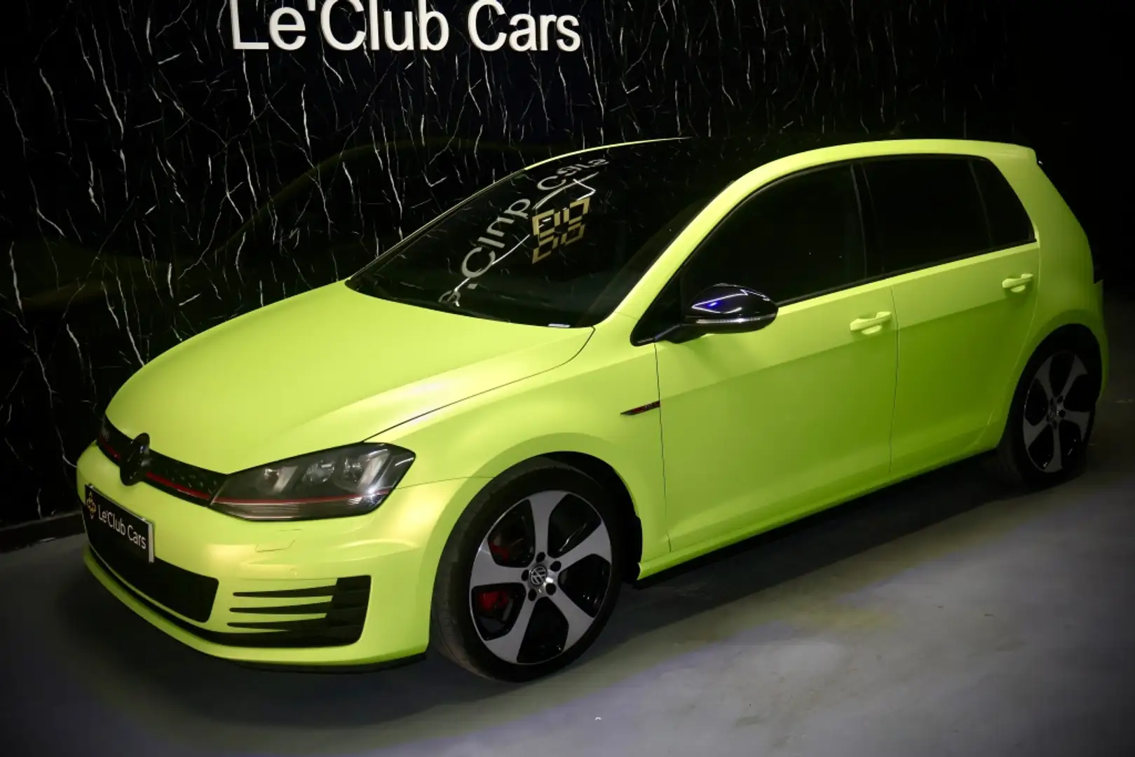 Volkswagen Golf GTI 2.0 TSI 220 - 2