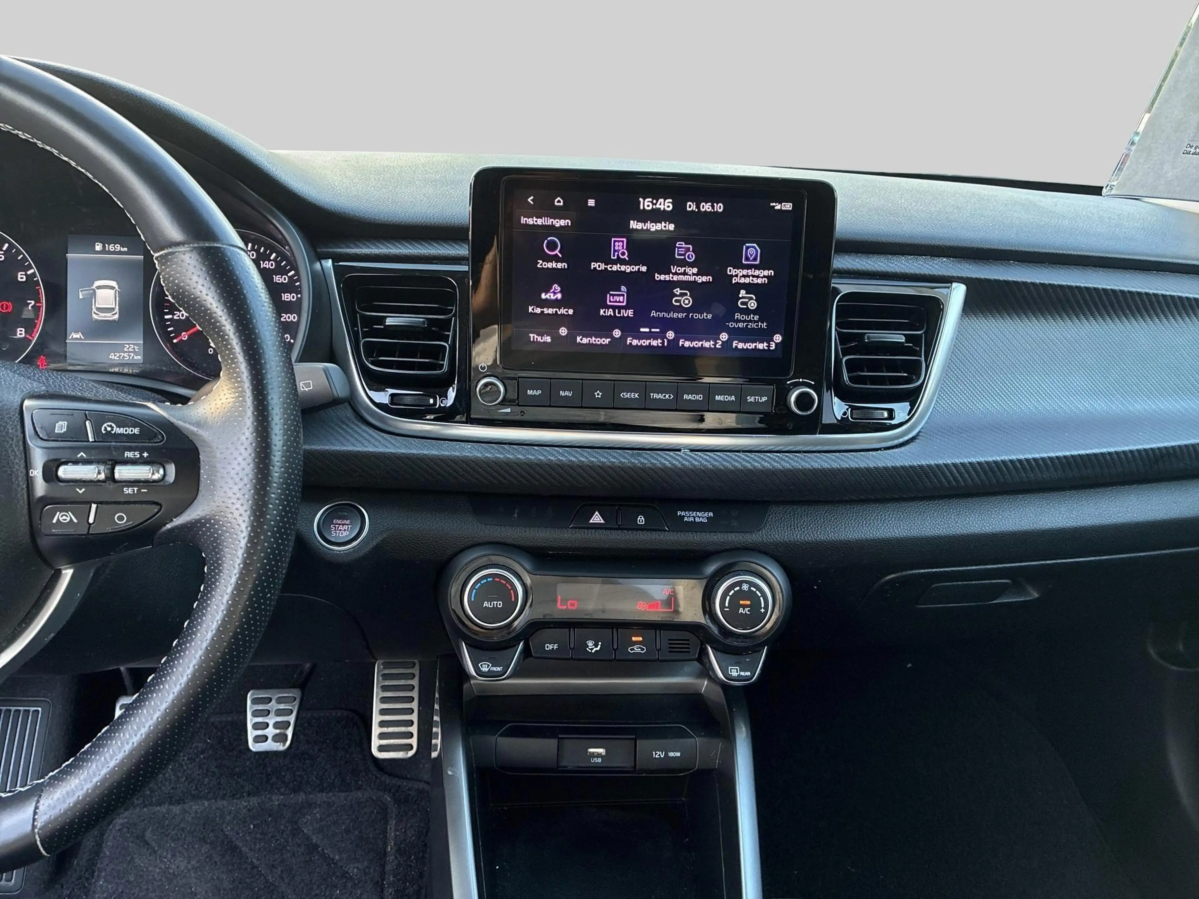 Kia Rio 1.0 T 120 MHEV GT Line — photo 11