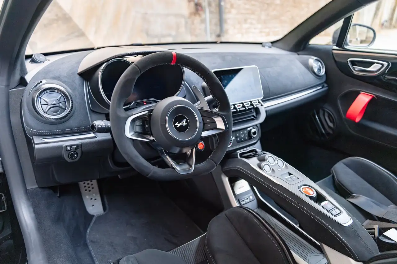 Alpine A110 2024