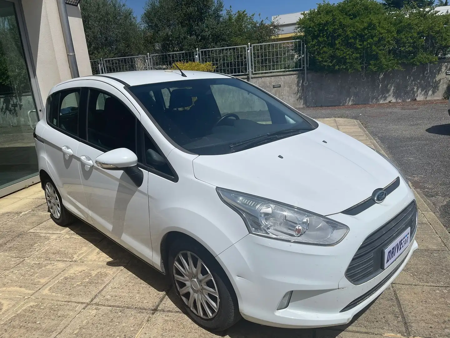 Ford B-Max 1.5 tdci Titanium 75cv Blanco - 1