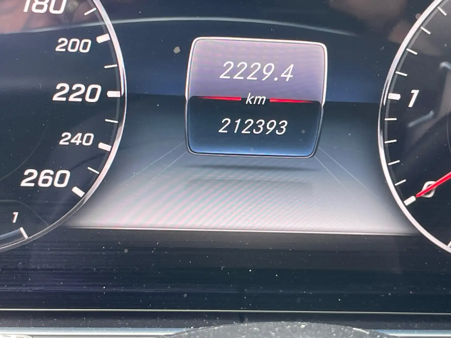Mercedes-Benz E 350 d Premium Plus Zwart - 2