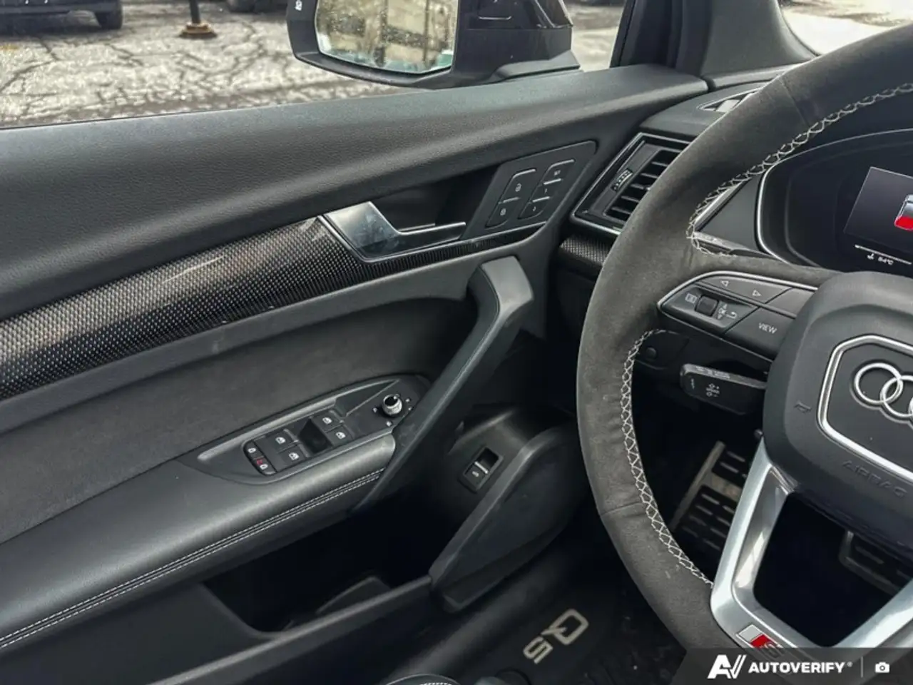 Audi SQ5 снимка Audi SQ5