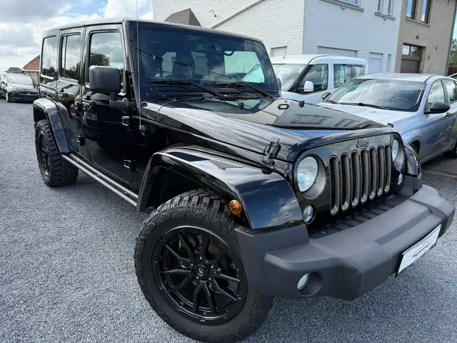 Jeep Wrangler 3.6 v6 hard en softtop 12 Maanden waarborg