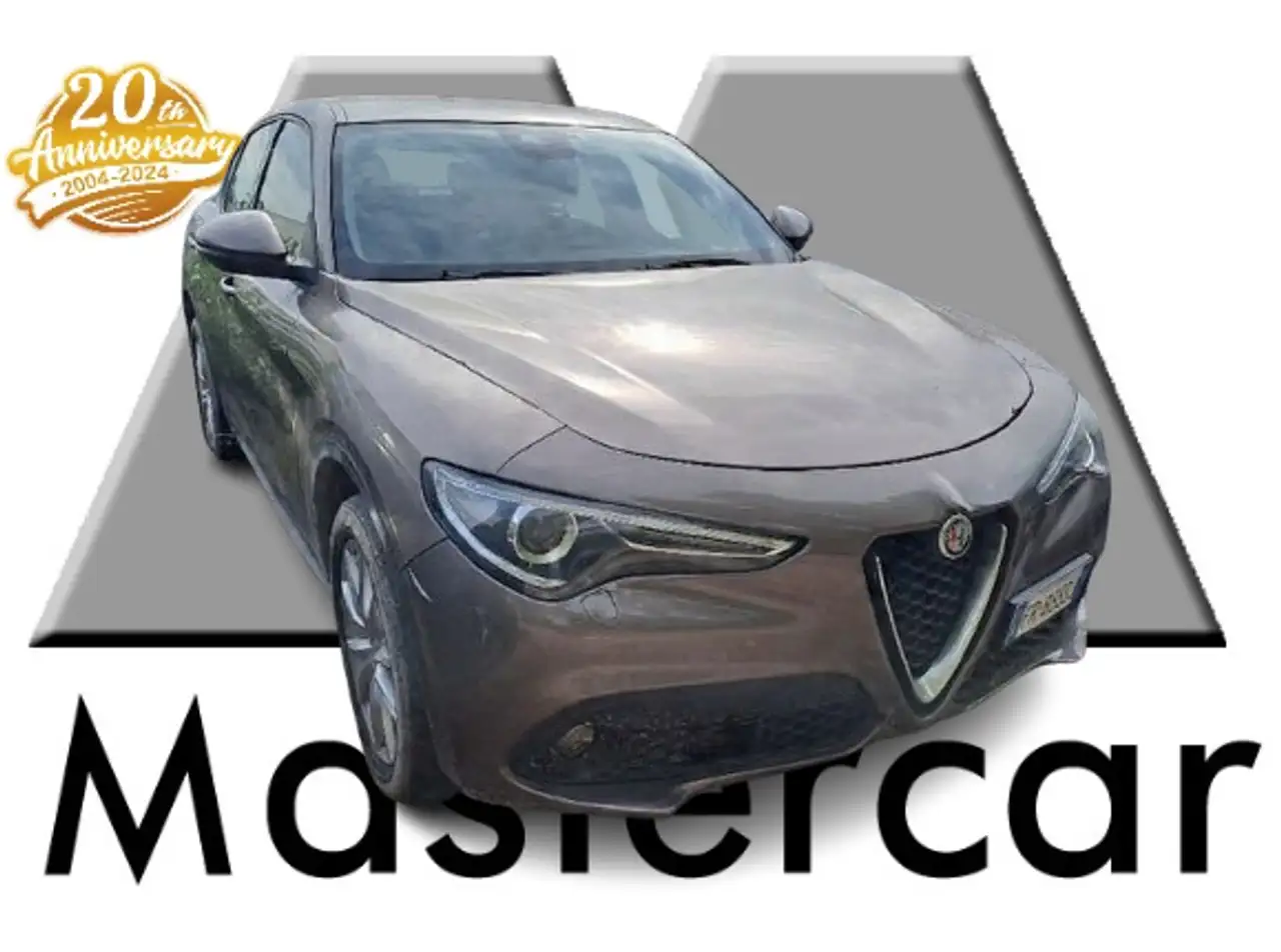 2018 Alfa Romeo Stelvio Stelvio 2.2 t Business Q4 180cv auto - FR855SJ, photograph 2