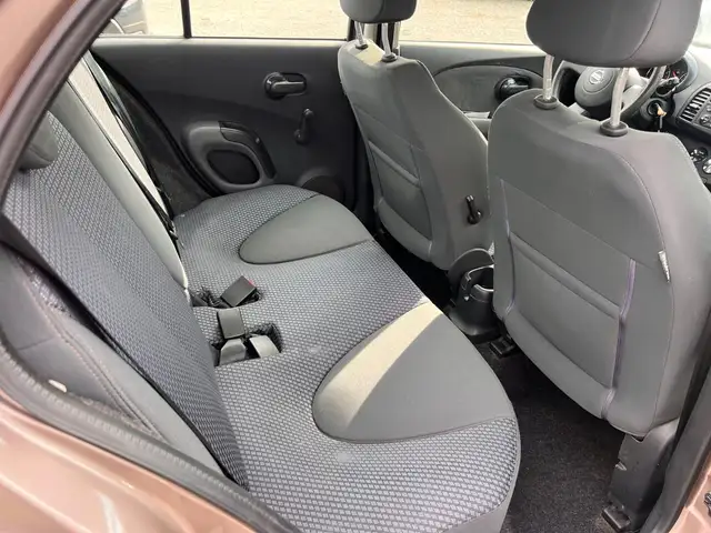 Nissan Micra view 12
