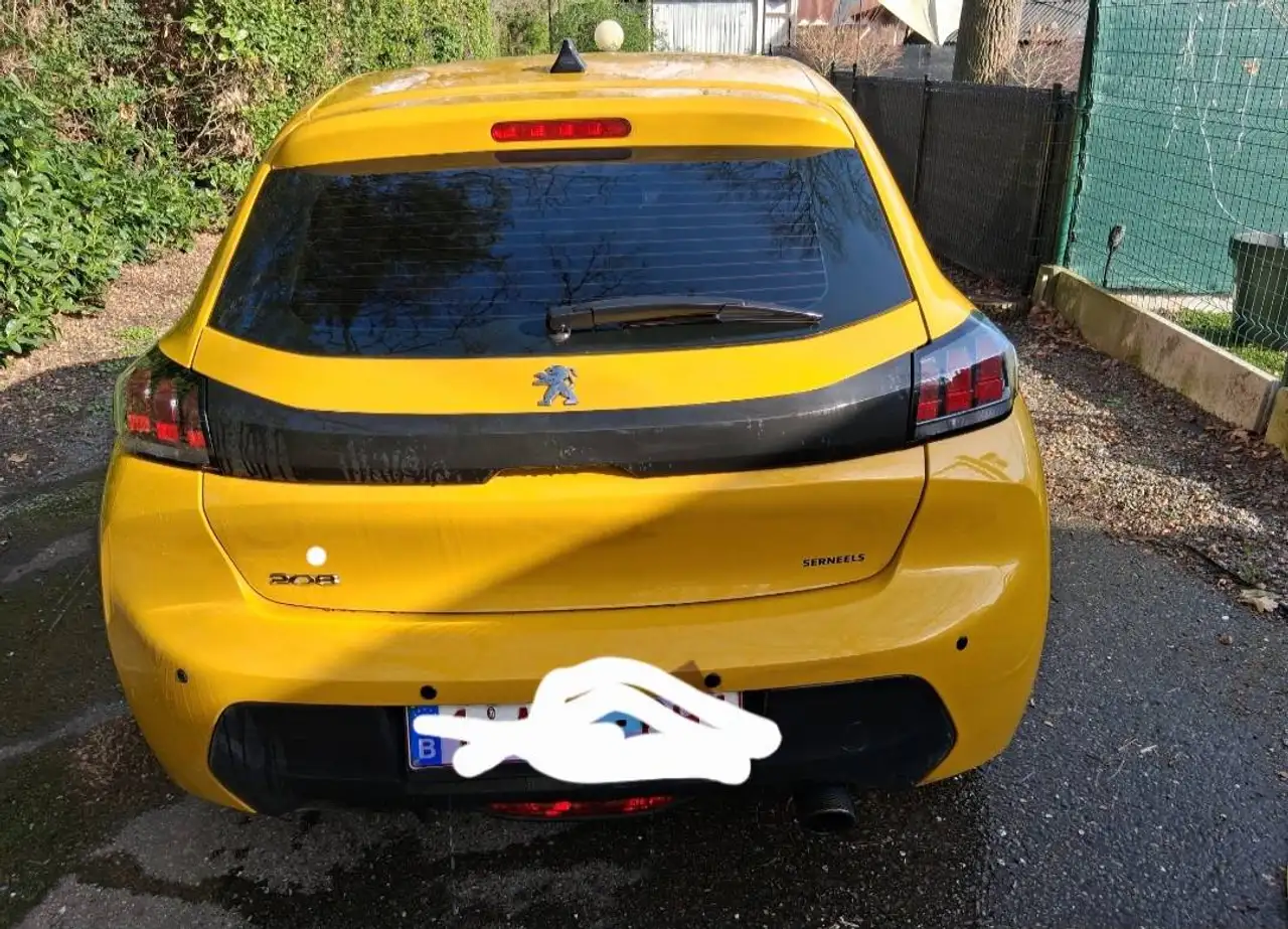 Peugeot 208